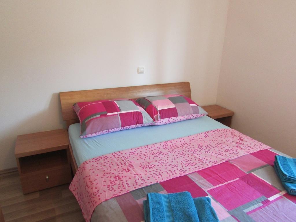 Dubravka Apartmani Mokošica Quarto foto